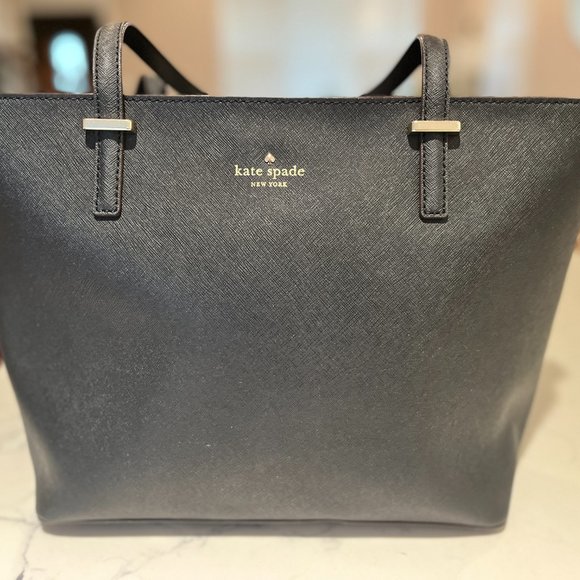 Kate Spade New York -  Cedar Street Harmony Tote - Picture 3 of 14